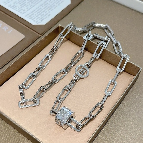Bulgari Silver Necklace with Chain Links - Picture 5 of 6